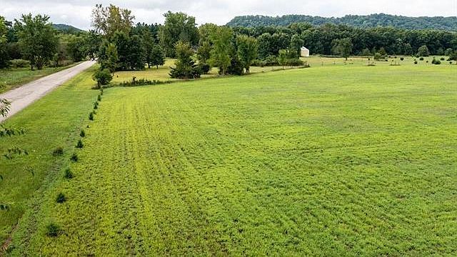 1st image of 8.46 Acres Coon Rock Road