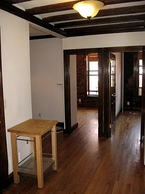 Rented by Urban Real Estate Property Group Inc | media 18