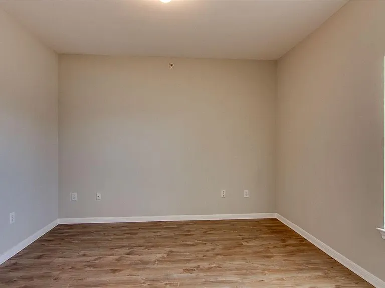 2320 Gracy Farms Ln #1131 — Photo 13