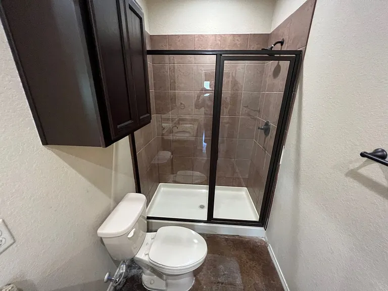 211 Eugene Pass — Photo 26