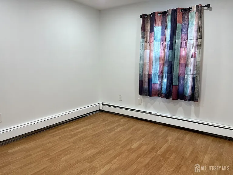 66 Netherwood Cir — Photo 17