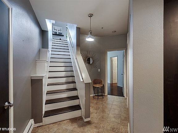 2nd image of 3116 164th St SW APT 611