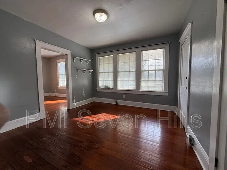 1350 N Gadsden St #B — Photo 13
