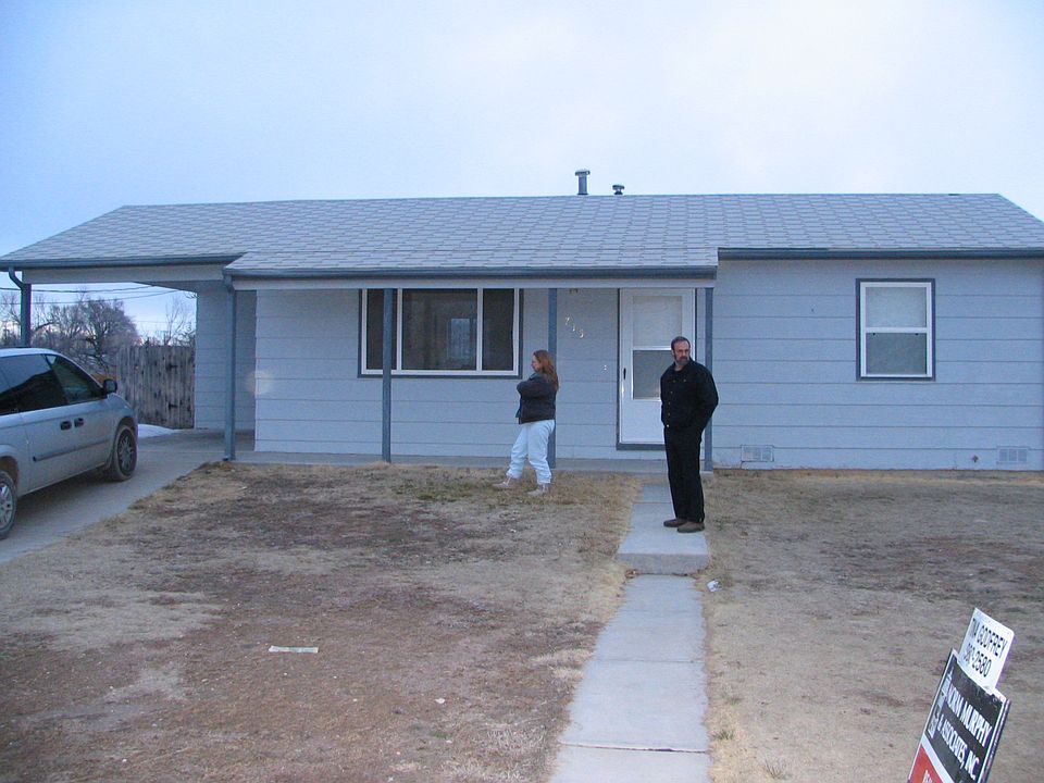 1st image of 715 Best Ave
