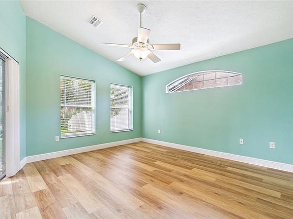 4th image of 11654 Leda Ln