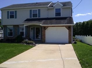 1319 Gress St, Manville, NJ