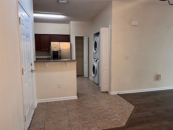 2nd image of 4908 Key Lime Dr Unit 107