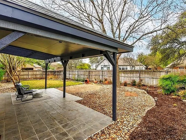201 Rio Vista Dr — Photo 25