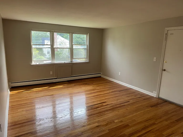 768 New Britain Ave #3 — Photo 12