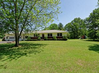 228 Requate Rd, Valley Falls, NY 12185