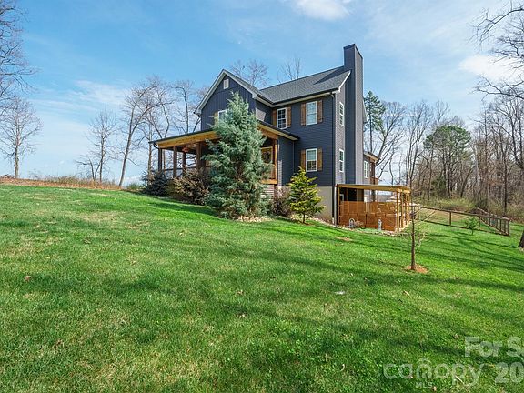 3rd image of 160 Mullis Rd