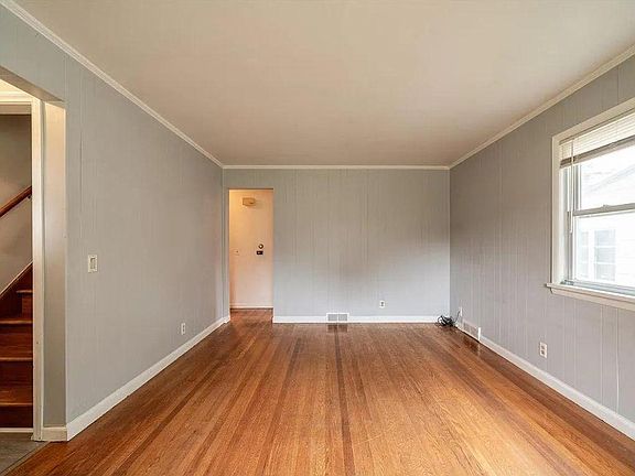3rd image of 91 Brighton Park