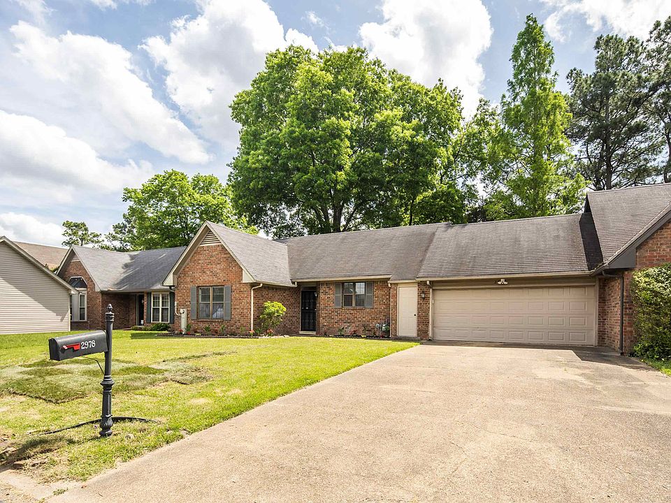 1st image of 2978 Millers Pond Dr