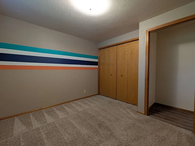 2558 Cubit St — Photo 19