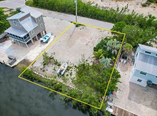 825 Hawksbill Ln, Sugarloaf Key, FL 33042
