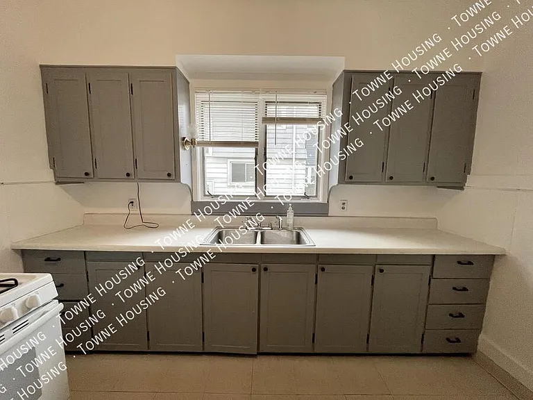 640 Magee Ave #1 — Photo 13