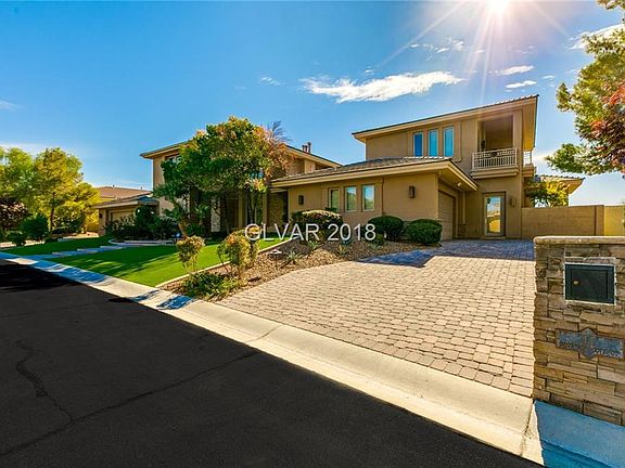 2nd image of 11 Mountain Cove Ct