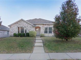 1344 Marvin Gdns, Lancaster, TX 75134