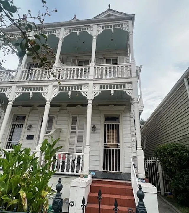 827 Jackson Ave #A