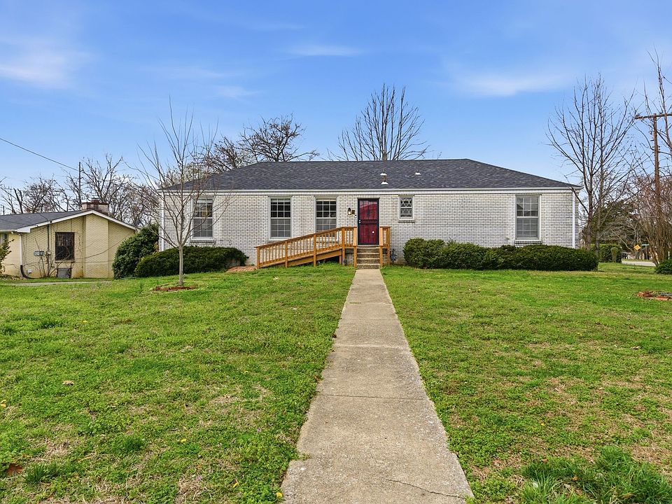 1st image of 2518 Edge O Lake Dr