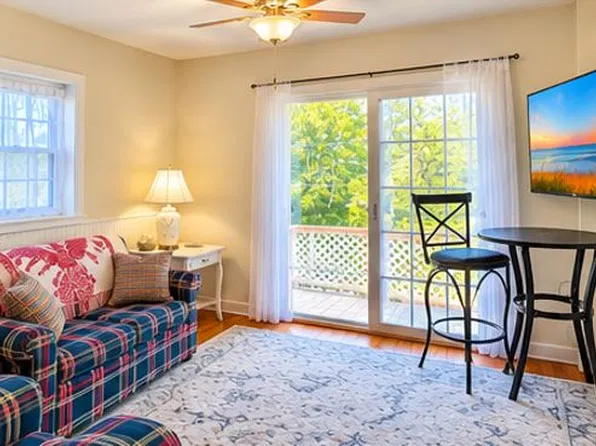 219 Lossing Ave #2, Colonial Beach, VA 22443