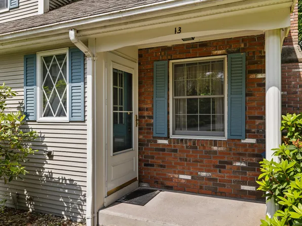 13 Waterview Drive, Windsor, CT 06095