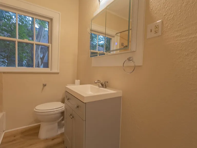 2714 Morrow Ave — Photo 17