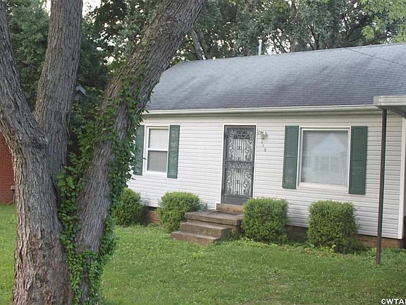 2nd image of 110 Courtland Dr