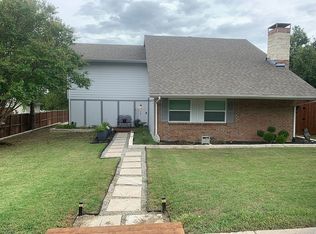 1703 Chesterfield Dr, Carrollton, TX 75007