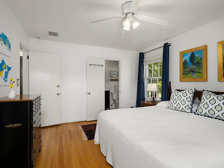 636 Bienville Ln — Photo 5