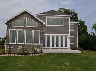 1136 Bowles Rd, Antioch, IL 60002