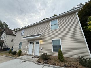 83 West St #A, New Haven, CT 06519