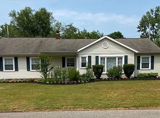 1042 Cherokee Trl, Willoughby, OH 44094