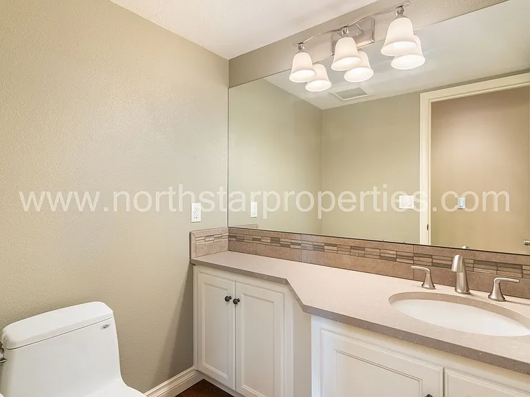 16754 Quail Ct — Photo 23