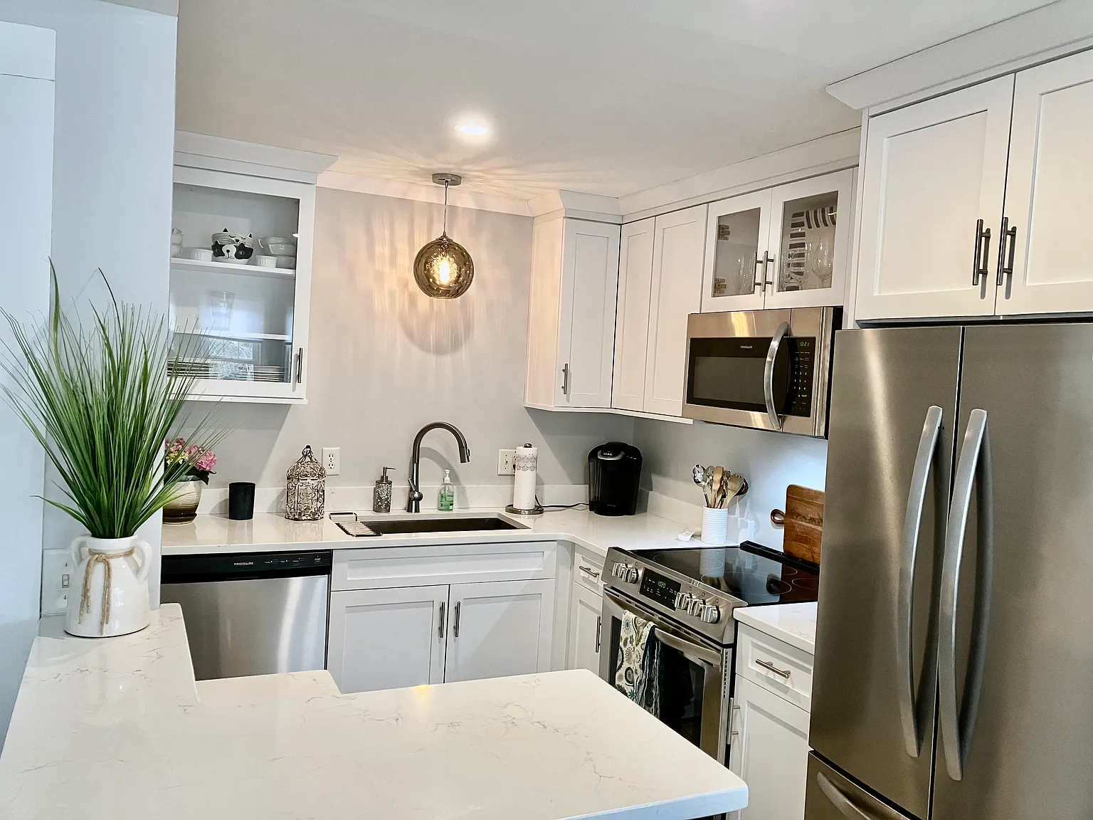 2 bed, 1057 sqft, $2,400 — Photo 4
