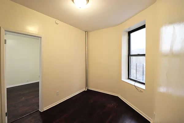 Rented by Abba Realty Associates INC | media 35