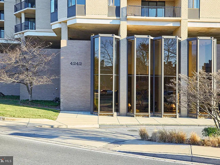 4242 E West Hwy #308 — Photo 4
