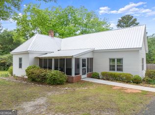 1519 New Hope Church Rd, Loganville, GA 30052
