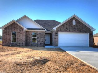 1305 Josie Rea St, Conway, AR 72032