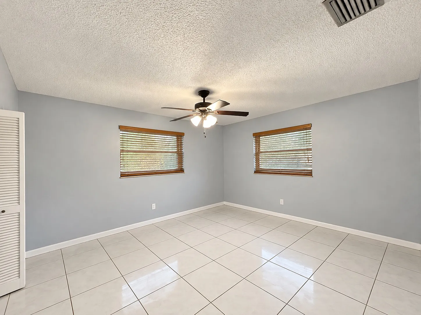 3 bed, 1800 sqft, $2,700 — Photo 3