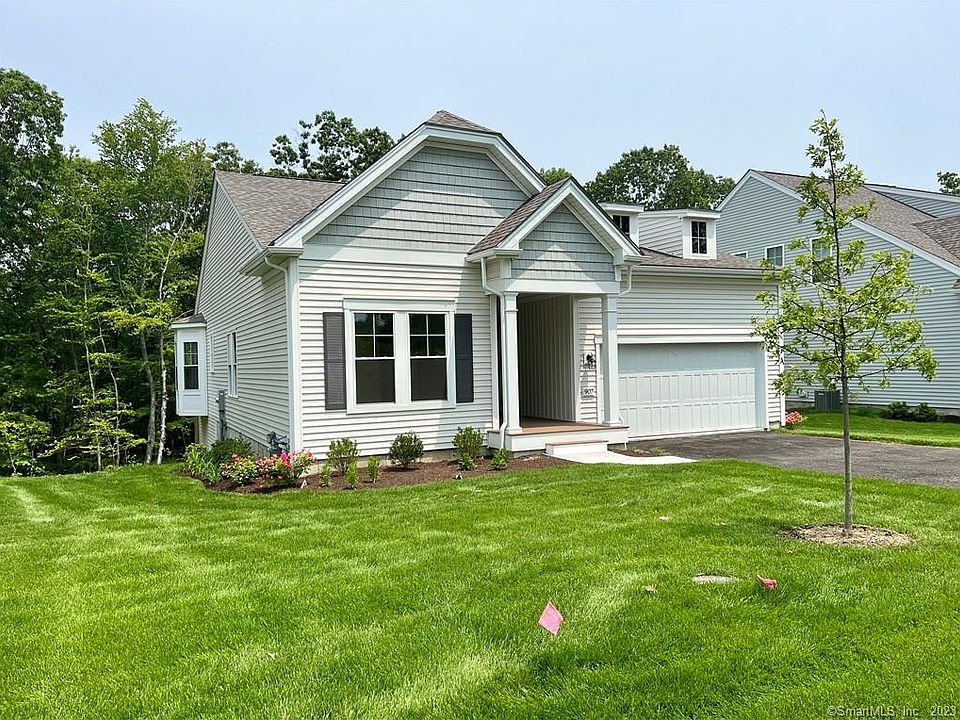 1st image of 907 Tillinghast Drive #004