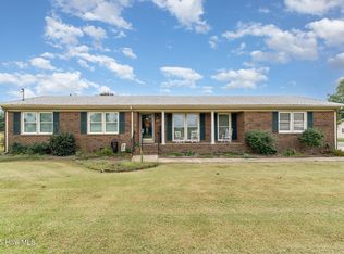 111 Smith Dr, Broadway, NC 27505