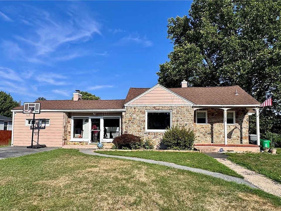 1st image of 3128 Diamond Ave