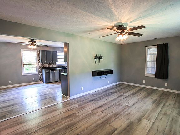 4th image of 3615 Roy Webb Rd