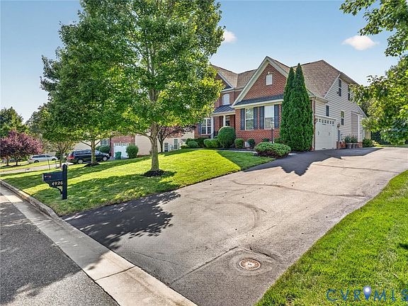 3rd image of 4926 Amberwell Place Gln