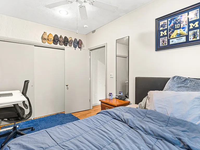 178 Salem St #1 — Photo 8