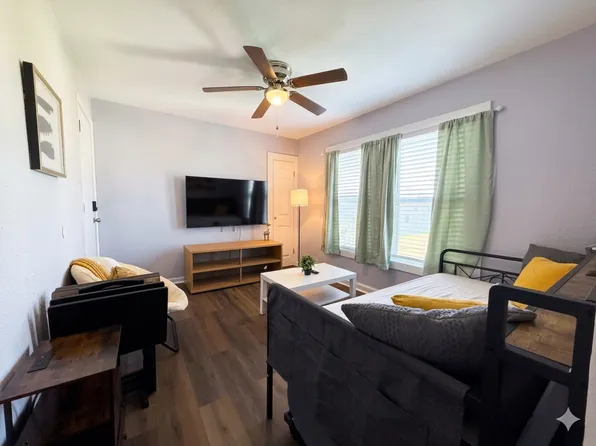 1124 Morgan Ave, Corpus Christi, TX
