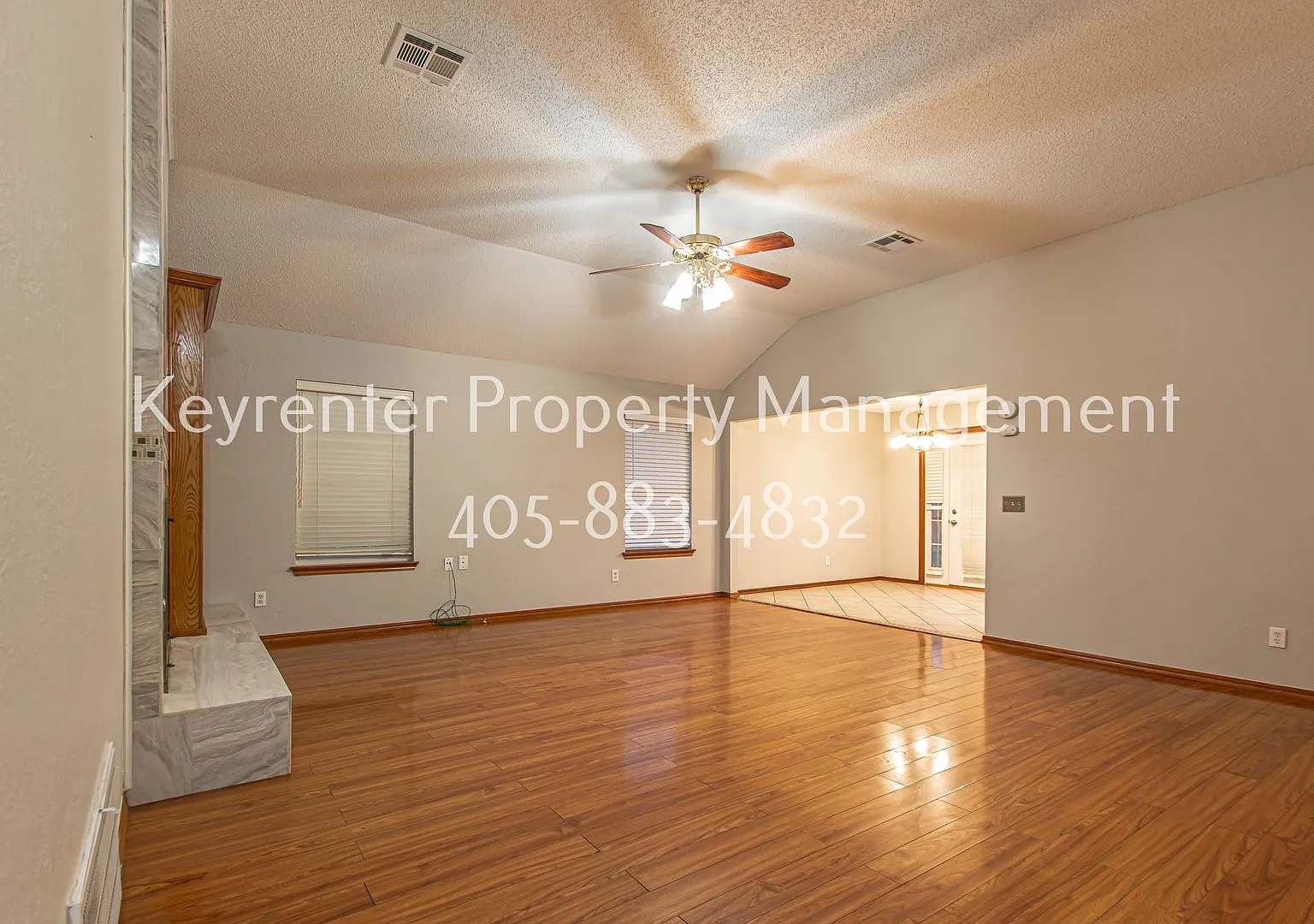 Beautiful 3 Bed 2 Bath in the Heart of OKC! — Photo 2