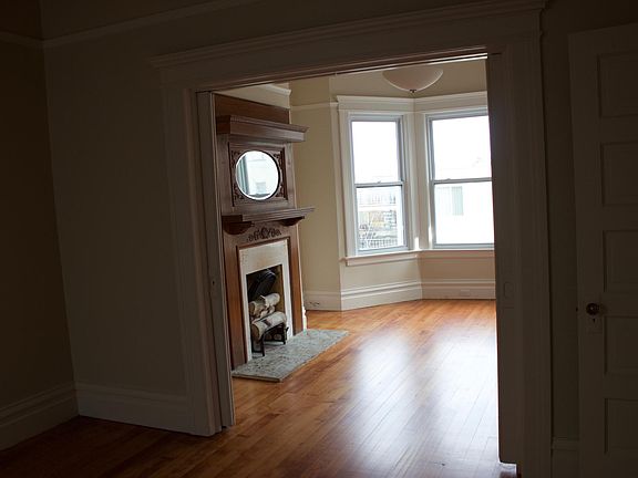5th image of 2113 Jones St