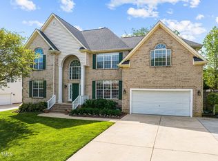 202 Littleford Ln, Cary, NC 27519